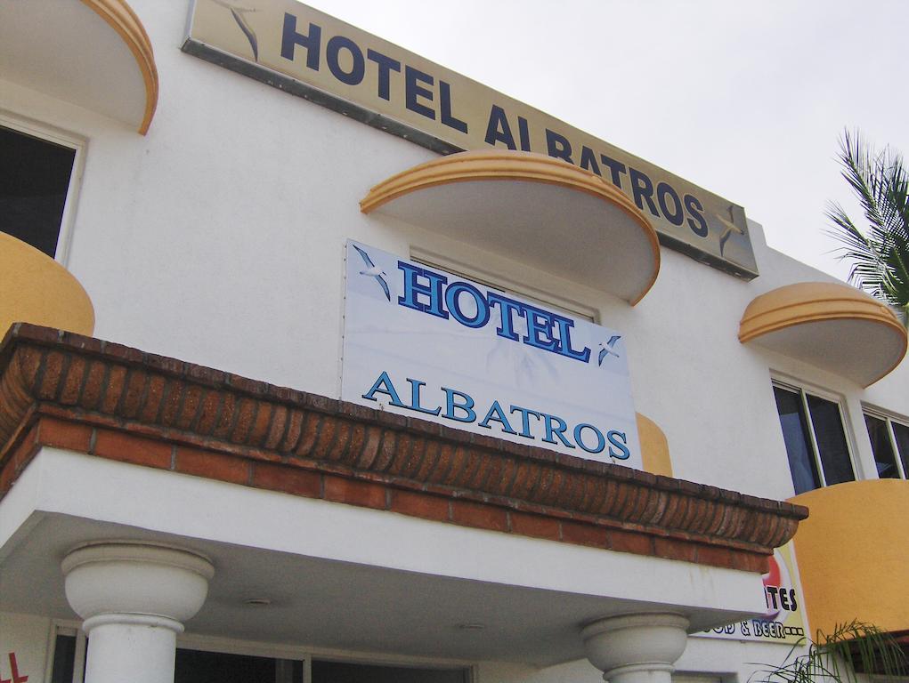 Hotel Albatros Manzanillo Exterior foto
